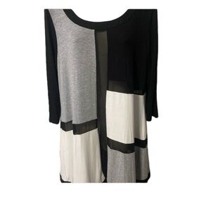 Grace elements color block tunic